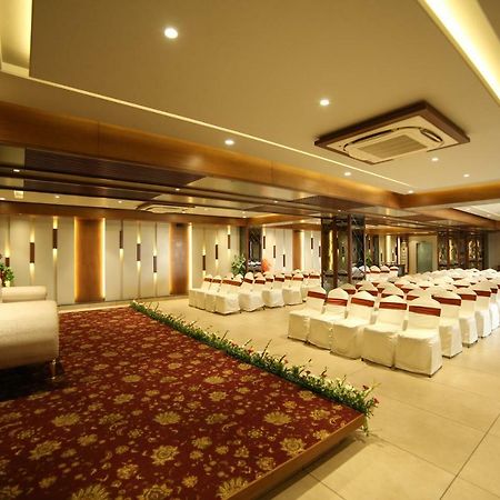 Hotel Avaante Ahmedabad Formerly Known As The Orchid Hotel Zewnętrze zdjęcie