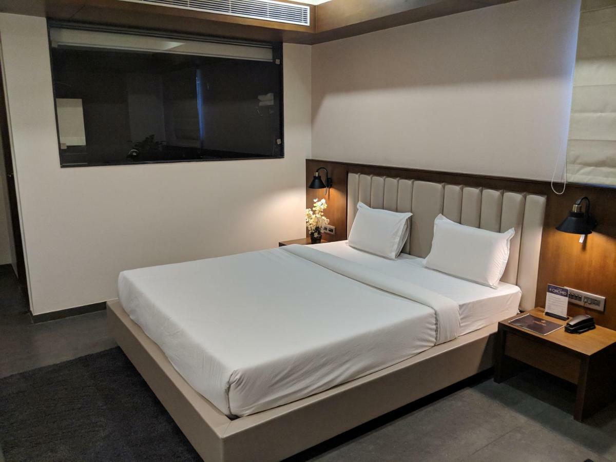 Hotel Avaante Ahmedabad Formerly Known As The Orchid Hotel Zewnętrze zdjęcie